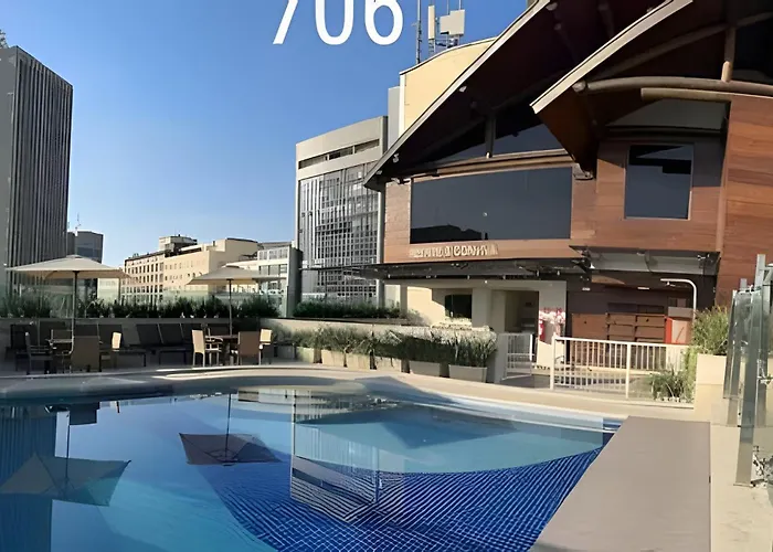 Apt 706